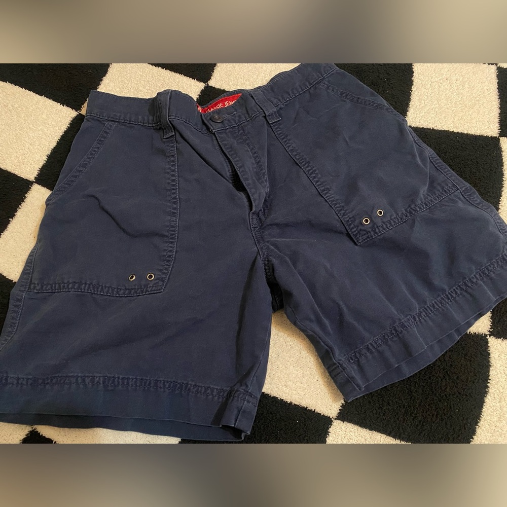 Levis cargo shorts (miss/petite)